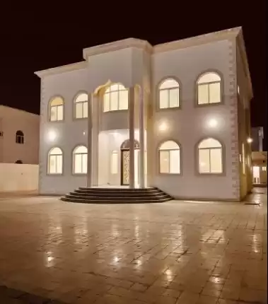 Жилой Готовая недвижимость 1 спальня Н/Ф Квартира  в аренду в Доха #15545 - 1  image 